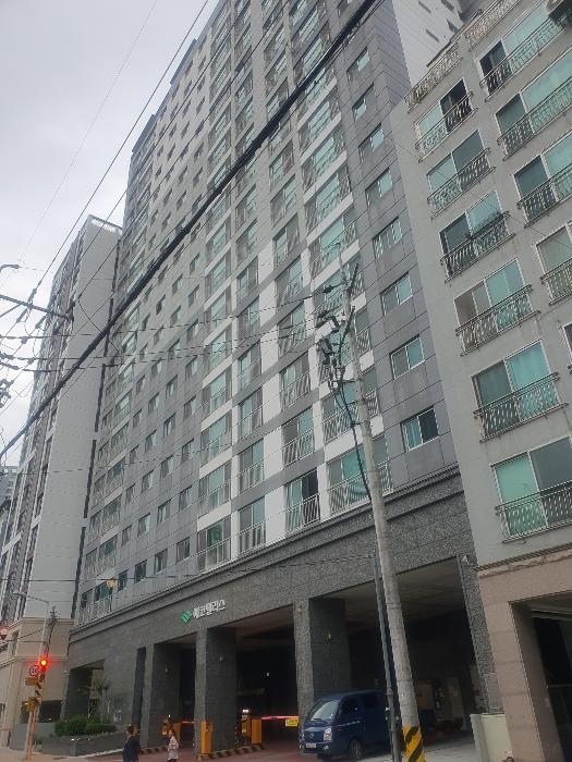 부산광역시 서구 부용로 33, 8층806호 (서대신동1가,대신에코팰리스)구) 부산광역시 서구 서대신동1가 34-2 오피스텔 경매 사진 1