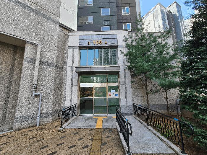 경기도 파주시 문산읍 당동리 947 파주한양수자인리버팰리스아파트 106동 3층303호 아파트 경매 사진 2