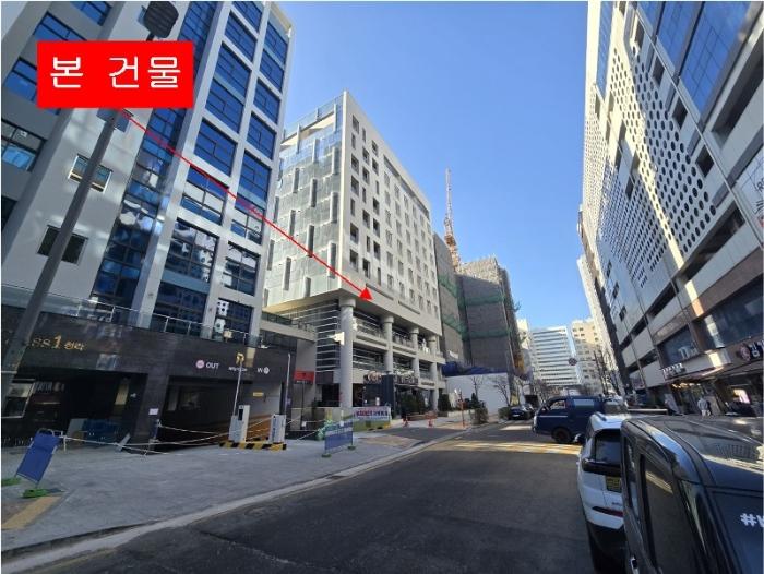 인천광역시 서구 크리스탈로102번길 8-24, 3층301호 (청라동,청라아리스타)구) 인천광역시 서구 청라동 152-7 근린상가 경매 사진 2