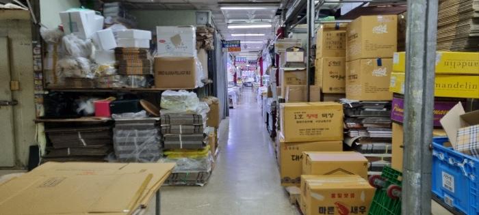 부산광역시 중구 자갈치로 42, 2층111호 (남포동5가,신동아상가)구) 부산광역시 중구 남포동5가 92 근린상가 경매 사진 4
