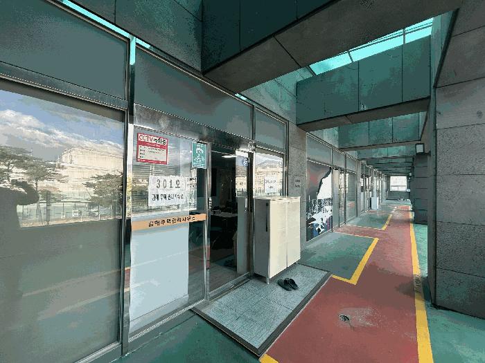 경상남도 김해시 김해대로2400번길 96, 3층 301호 (삼정동,마에스타)구) 경상남도 김해시 삼정동 913 근린상가 경매 사진 7