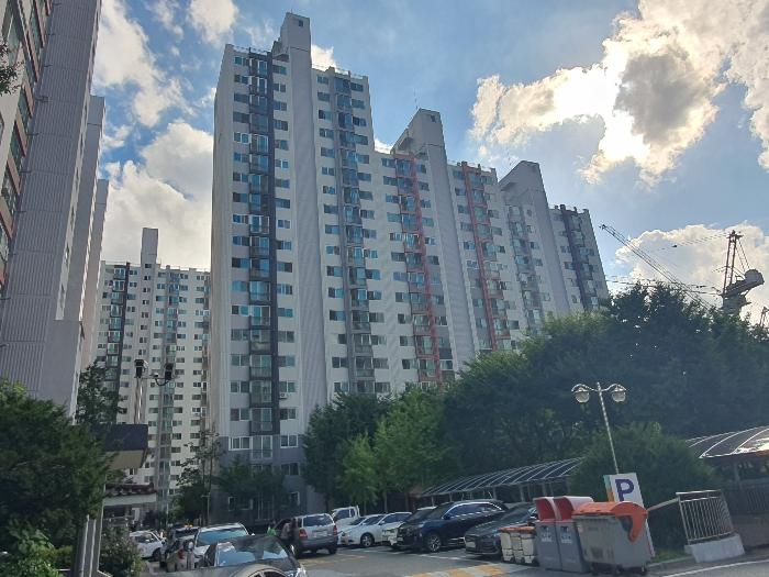 대전광역시 서구 도산로 11, 102동 3층305호 (도마동,효성타운)구) 대전광역시 서구 도마동 180-2 아파트 경매 사진 2