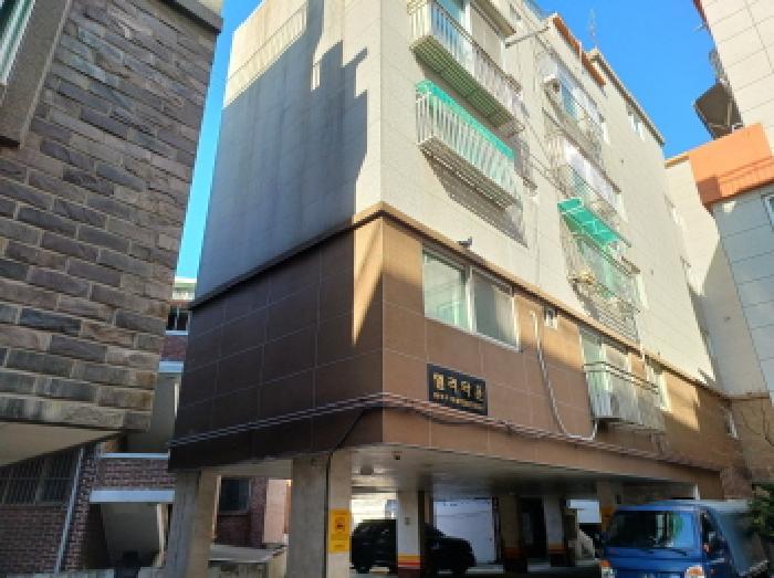 경기도 부천시 원미구 계남로301번길 9-7, 2층 201호 (춘의동,엘리타운)구) 경기도 부천시 원미구 춘의동 130-5 다세대(빌라) 경매 사진 1