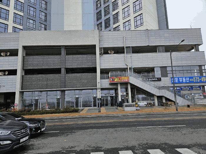 인천시 서구 경중로 20, 2층212호 (경서동, 청라로데오시티포레안)구) 인천광역시 서구 경서3구역 도시개발지구 25블럭 2롯트 근린상가 경매 사진 1