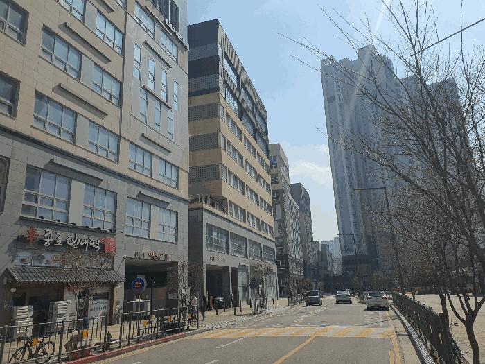 세종특별자치시 한누리대로 1970, 1층111호 (소담동, 유림빌딩)구) 세종특별자치시 소담동 527 근린상가 경매 사진 5
