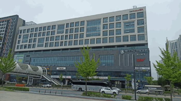 충청남도 천안시 서북구 불당동 1485 센트애비뉴 4층402호 근린상가 경매 사진 1