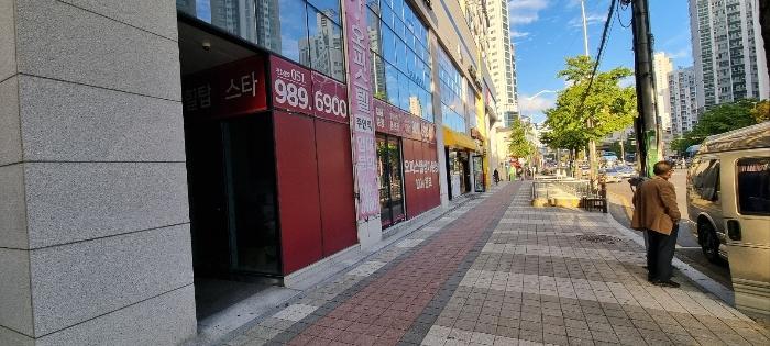 부산광역시 부산진구 가야대로 701, 1동 1층102호 (당감동,힐탑스타)구) 부산광역시 부산진구 당감동 1016 근린상가 경매 사진 3