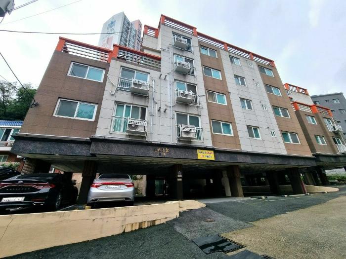 부산광역시 북구 덕천로307번길 31, 101동 3층303호 (만덕동,신만덕휴)구) 부산광역시 북구 만덕동 142 다세대(빌라) 경매 사진 1