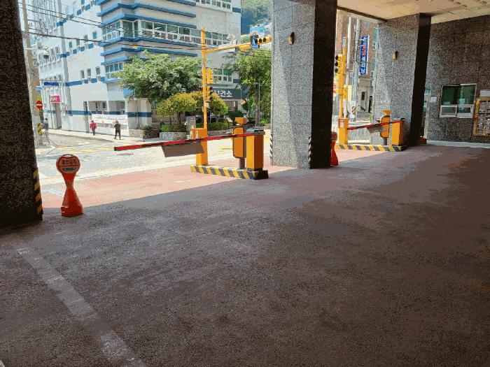 부산광역시 서구 서대신동1가 34-2 대신에코팰리스 4층406호 오피스텔 경매 사진 2