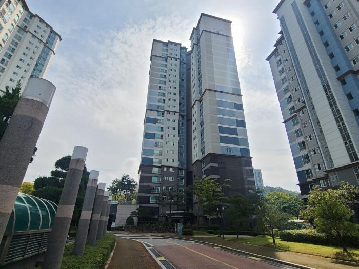 대전광역시 유성구 덕명로 26, 107동 17층1701호 (덕명동,운암네오미아아파트)구) 대전광역시 유성구 덕명동 524 아파트 경매 사진 3