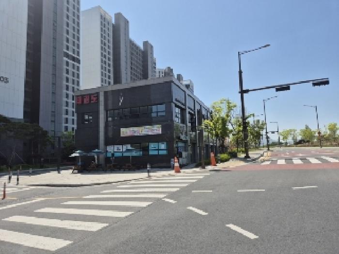 전라남도 나주시 금천면 천석길 35, 제127동 제1층 제204호 (빛가람코오롱하늘채아파트)구) 전라남도 나주시 금천면 석전리 619 근린상가 경매 사진 2