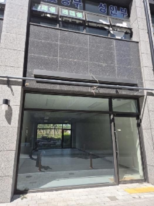 전라남도 나주시 금천면 천석길 35, 제127동 제1층 제204호 (빛가람코오롱하늘채아파트)구) 전라남도 나주시 금천면 석전리 619 근린상가 경매 사진 4