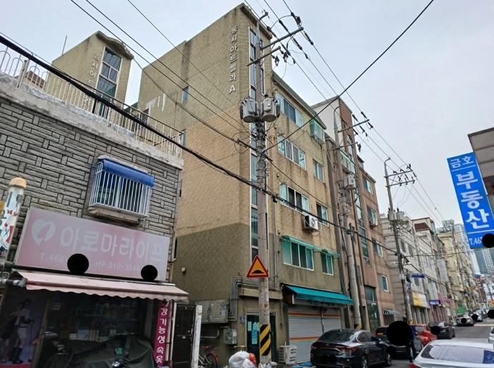 인천광역시 남동구 백범로206번길 21, 지층비01호구) 인천광역시 남동구 만수동 111-283 다세대(빌라) 경매 사진 1
