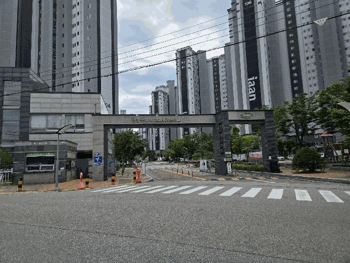 충청남도 천안시 서북구 두정동 2045 천안두정역이안더센트럴 108동 4층401호 아파트 경매 사진 8