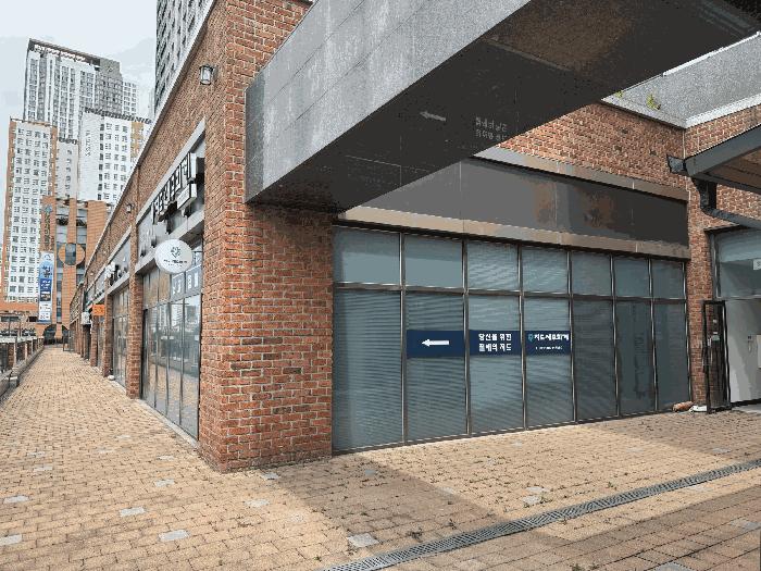 경기도 고양시 덕양구 원흥동 630 삼송원흥역센트럴푸르지오 판매시설동 2층238호 근린상가 경매 사진 2