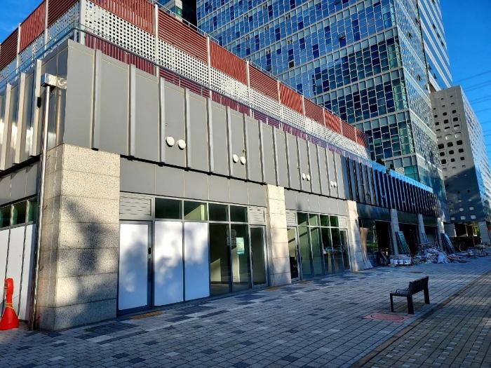 경기도 화성시 동탄기흥로 614, 1층135호 (영천동,더퍼스트타워투)구) 경기도 화성시 영천동 835-1 근린상가 경매 사진 1