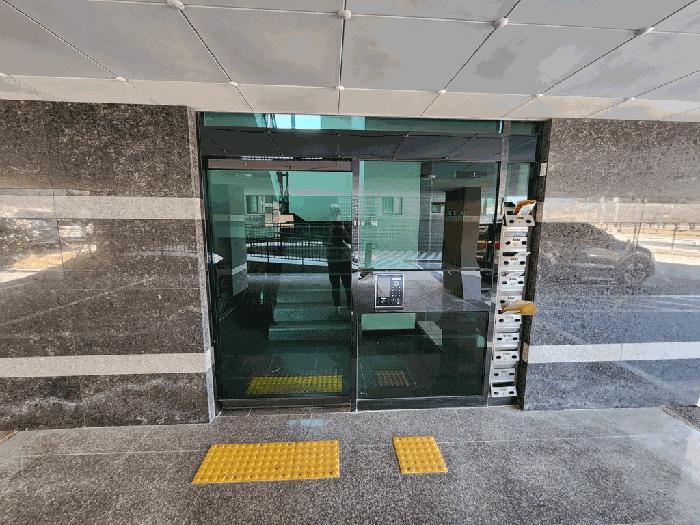 경상북도 울진군 울진읍 연지길 27, 3동 2층202호 (라움스토리)구) 경상북도 울진군 울진읍 연지리 759-3 다세대(빌라) 경매 사진 1
