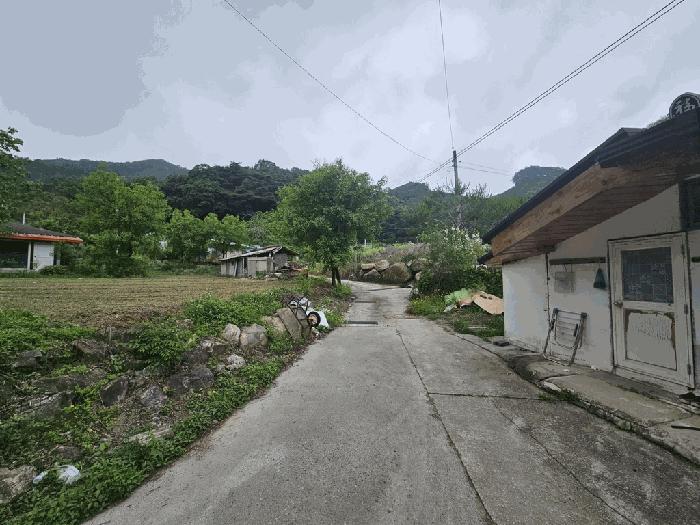 충청북도 제천시 금성면 활산리 180 대지 경매 사진 2