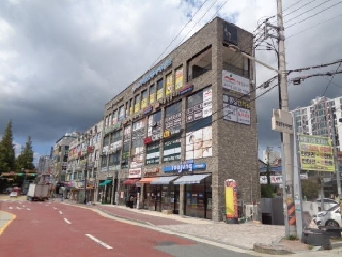 전북특별자치도 전주시 덕진구 반월동 422-21 주건축물제1동 2층 202호 근린상가 경매 사진 13