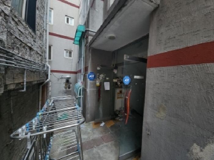 인천광역시 중구 참외전로56번길 13, 2층204호 (전동,하이뷰우리빌)구) 인천광역시 중구 전동 25-19 다세대(빌라) 경매 사진 3
