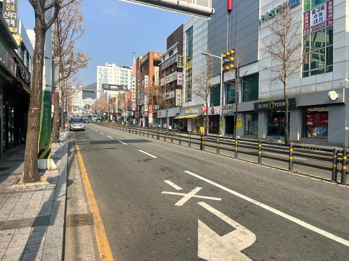 부산광역시 서구 구덕로315번길 5, 11층1102호 (서대신동2가,툇마루 가)구) 부산광역시 서구 서대신동2가 35-6 아파트 경매 사진 4