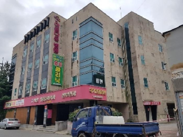 강원특별자치도 홍천군 홍천읍 희망리 376-33 병원 경매 사진 2