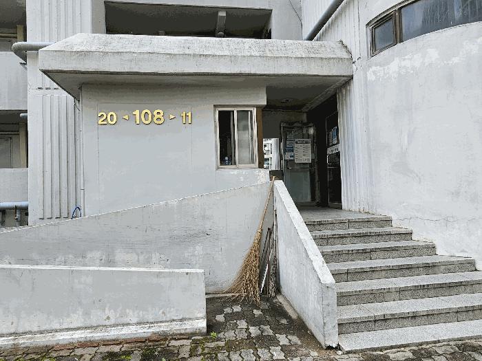전라남도 순천시 조례동 766 시대아파트 108동 17층 1711호 아파트 경매 사진 2