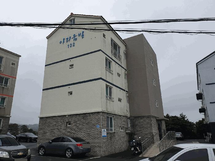 제주특별자치도 제주시 애월읍 애월리 214-2 애월아리움빌 102동 3층301호 다세대(빌라) 경매 사진 1