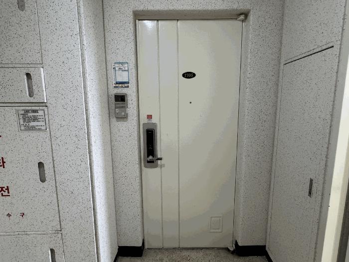 서울특별시 중랑구 면목동 1502 면목현대아파트 101동 17층 1705호 아파트 경매 사진 1