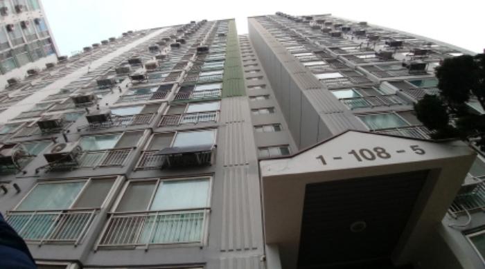 경기도 안성시 공도읍 진사길 27, 108동 4층402호 (안성공도우림임대아파트)구) 경기도 안성시 공도읍 진사리 20-14 아파트 경매 사진 12