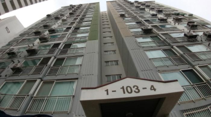 경기도 안성시 공도읍 진사길 27, 108동 4층402호 (안성공도우림임대아파트)구) 경기도 안성시 공도읍 진사리 20-14 아파트 경매 사진 14
