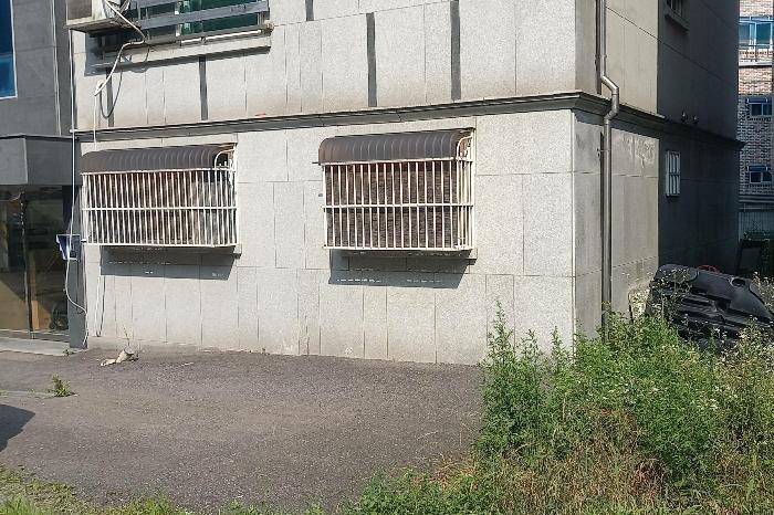 경기도 남양주시 화도읍 묵현로76번길 2, 1층101호 (로얄캐슬 비)구) 경기도 남양주시 화도읍 묵현리 217-4 다세대(빌라) 경매 사진 2
