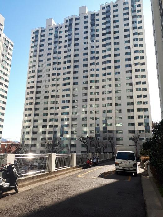 경상남도 양산시 소주로 182, 106동 20층2004호 (소주동,양산서창대동아파트)구) 경상남도 양산시 소주동 960-10 아파트 경매 사진 1