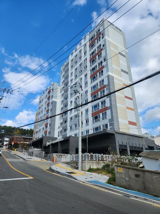 부산광역시 영도구 중리북로21번길 10, 6층603호 (동삼동,비룡벨로스텔라)구) 부산광역시 영도구 동삼동 1191 아파트 경매 사진 1