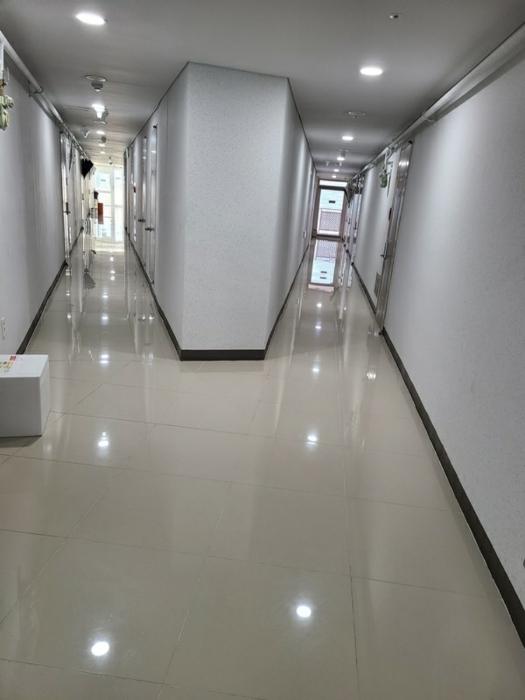 부산광역시 부산진구 전포대로 159, 4층401호 (전포동,전포 코아루 오펠리움오피스텔)구) 부산광역시 부산진구 전포동 890-32 오피스텔 경매 사진 2