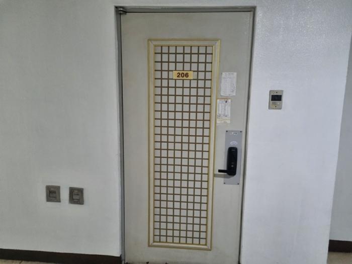 부산광역시 부산진구 동천로 134, 2층206호 (전포동,삼정코아)구) 부산광역시 부산진구 전포동 878-26 오피스텔 경매 사진 2