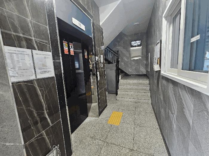 경기도 군포시 당정동 1013-2 로체샤르빌 3층303호 다세대(빌라) 경매 사진 2
