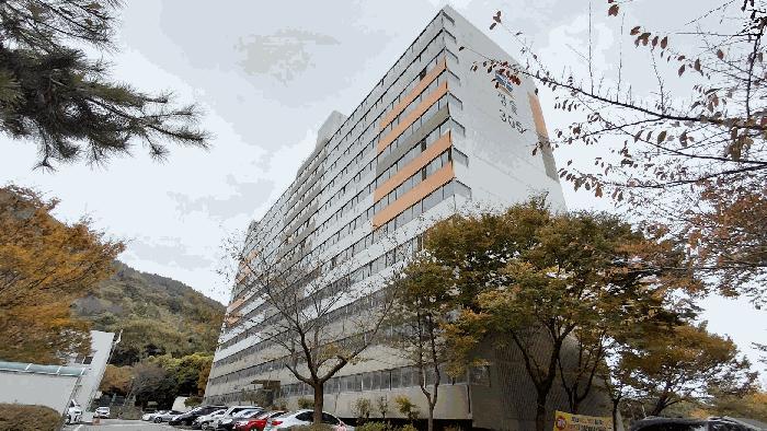 전라남도 여수시 돌산읍 우두리 1134-2 돌산청솔3단지아파트 305동 12층1208호 아파트 경매 사진 3
