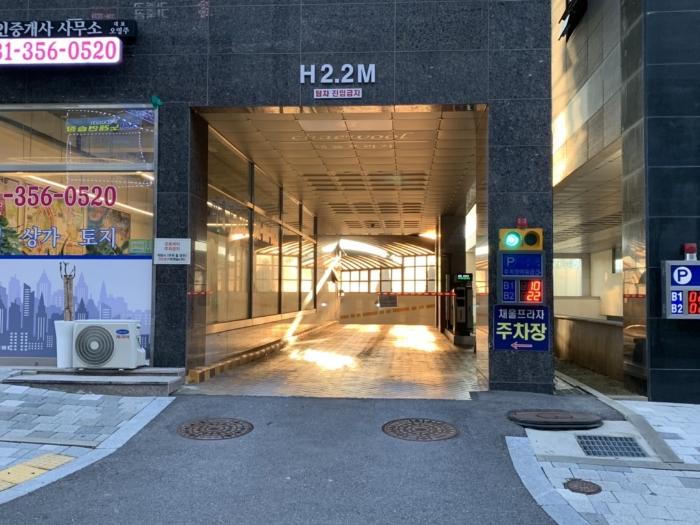 경기도 화성시 꽃내음1길 19-26, 1층107호 (새솔동,채울프라자)구) 경기도 화성시 만세구 새솔동 77-5 근린상가 경매 사진 3