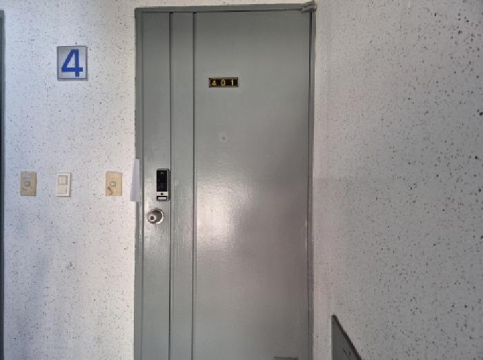 울산광역시 남구 신정동 1821-2 삼진파크아파트 2동 4층401호 아파트 경매 사진 8