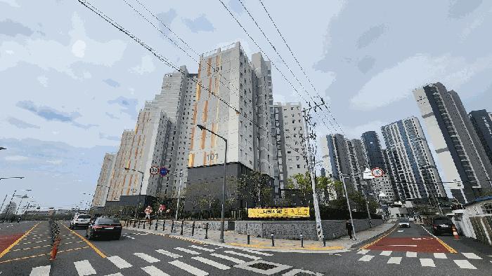 전북특별자치도 익산시 송학동 902 송학크레지움캐슬 102동 14층 1402호 아파트 경매 사진 4