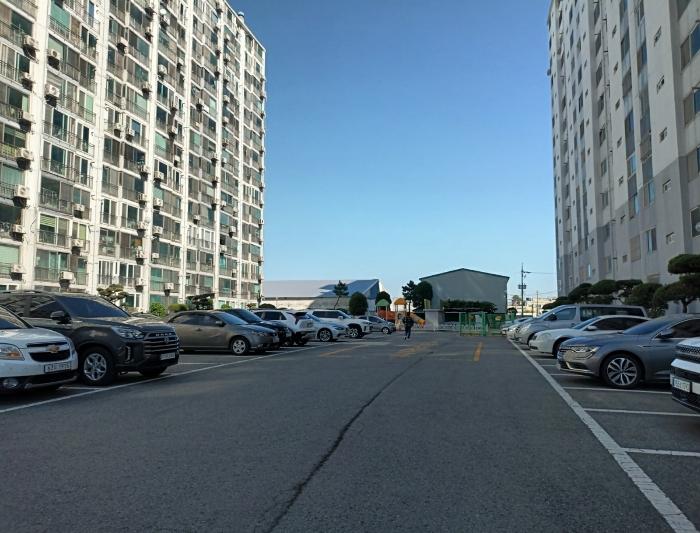 전북특별자치도 군산시 풍전3길 30, 102동 9층 903호 (소룡동,그린서해맨션아파트)구) 전북특별자치도 군산시 소룡동 857 아파트 경매 사진 4
