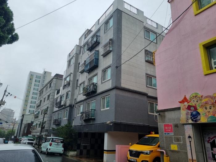 경기도 부천시 소사구 경인로398번길 23, 2층202호 (소사본동,리체드림빌)구) 경기도 부천시 소사구 소사본동 61-15 다세대(빌라) 경매 사진 4
