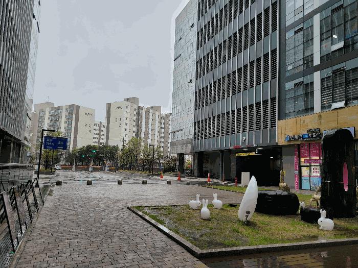 경기도 안양시 만안구 안양동 1432 안양아이에스비즈타워센트럴 지층비209호 아파트형공장 경매 사진 2