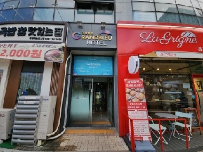 인천광역시 중구 중산동 1886-17 그랑블루인영종 8층801호 콘도(호텔) 경매 사진 6