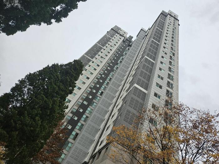 인천광역시 서구 청라동 168-1 호반베르디움 156동 12층1203호 아파트 경매 사진 1