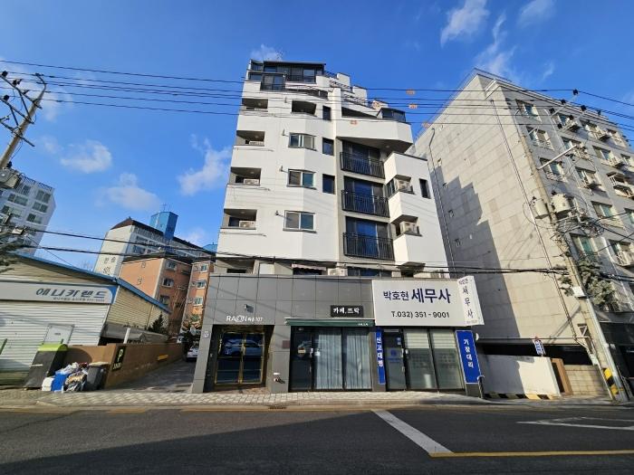 경기도 부천시 소사구 경인옛로 107, 7층 701호 (괴안동, 라온107)구) 경기도 부천시 소사구 괴안동 6-11 아파트 경매 사진 2