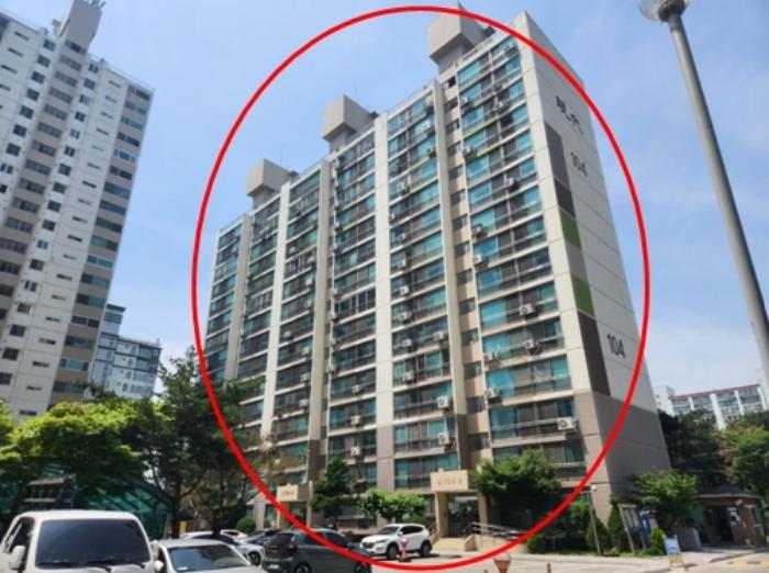 경기도 이천시 장호원읍 서동대로 8844-15, 104동 3층303호 (장호원현대아파트)구) 경기도 이천시 장호원읍 진암리 17-18 아파트 경매 사진 2