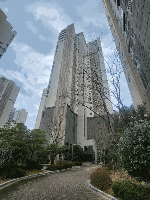 부산광역시 부산진구 연지동 406 연지자이2차아파트 211동 11층1102호 아파트 경매 사진 1