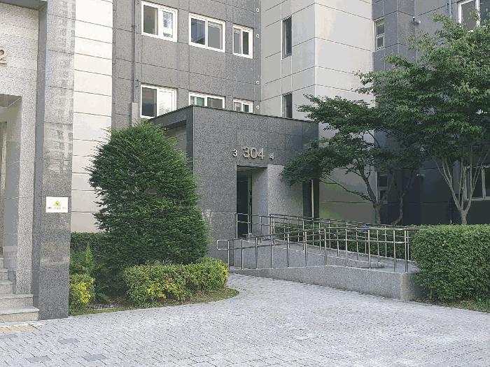 대구광역시 북구 사수동 789 브라운스톤 강북 304동 10층1004호 아파트 경매 사진 3